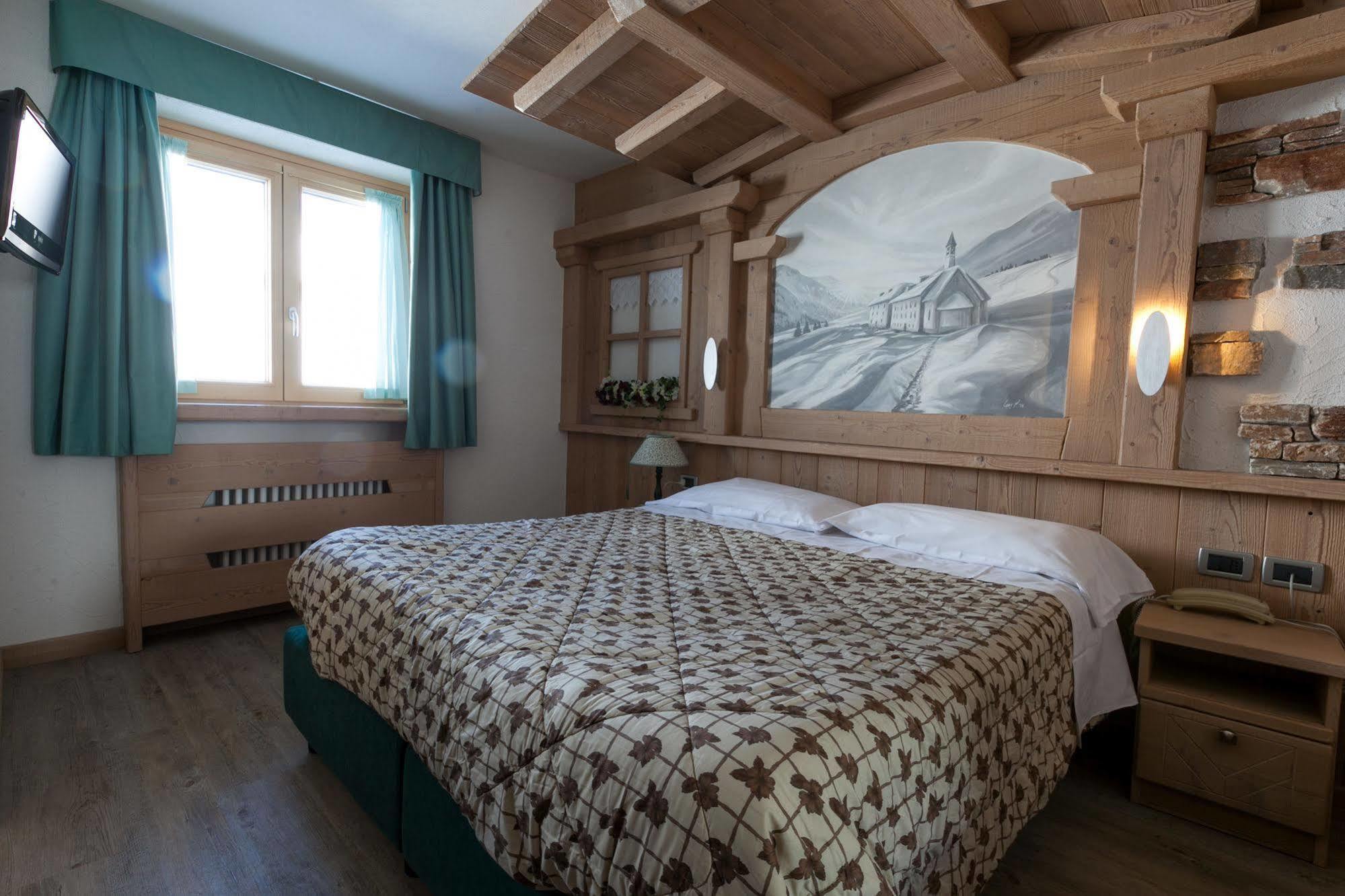 Sporting Hotel Passo del Tonale Eksteriør bilde